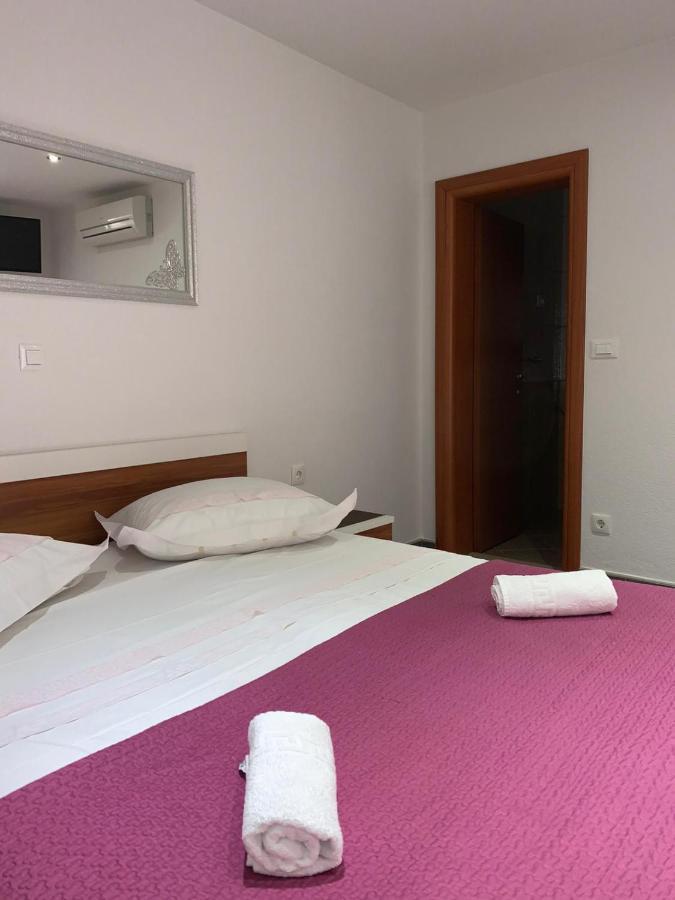 Niko Apartment Baška Voda Exterior foto